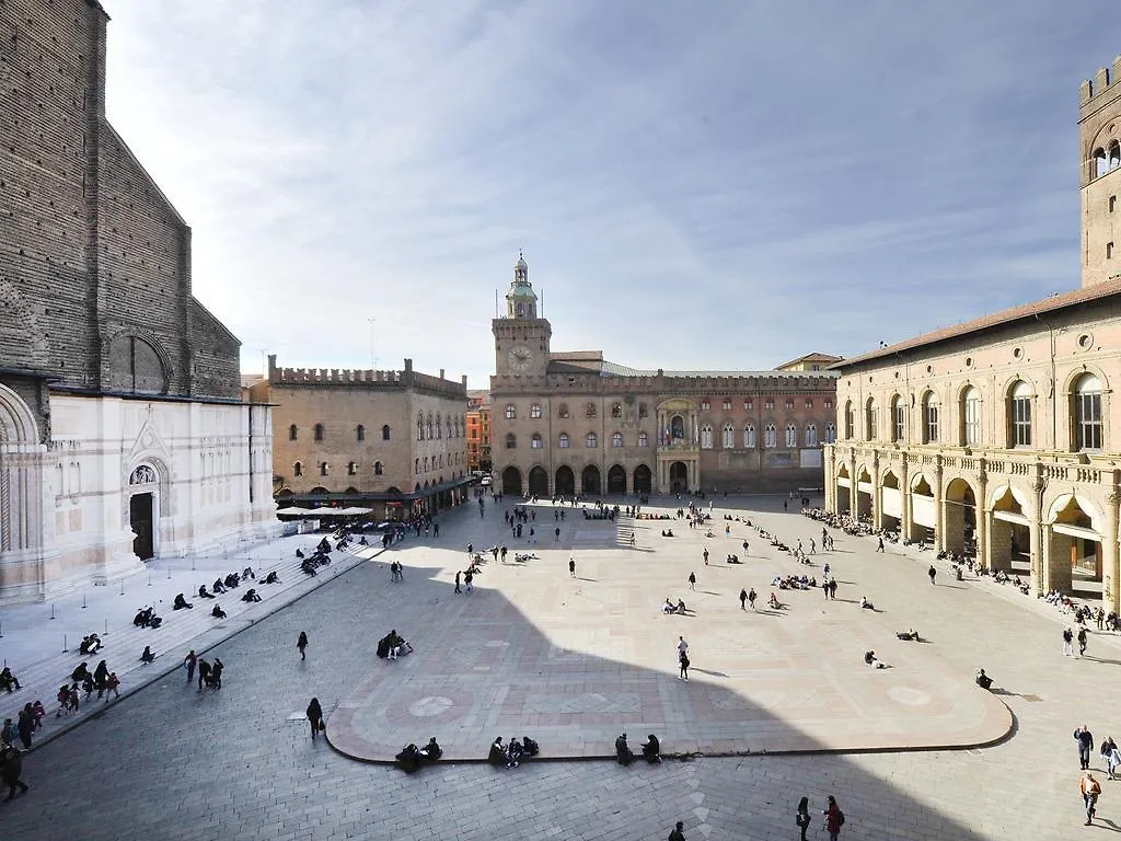 Halldis Bologna Luxury Apartments Italia